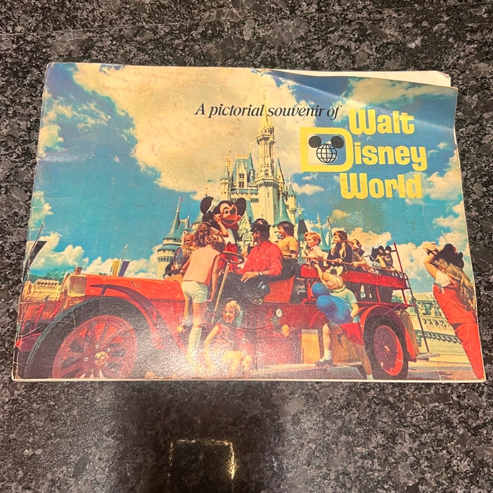 Vintage Walt Disney World a Pictorial Souvenir 1972